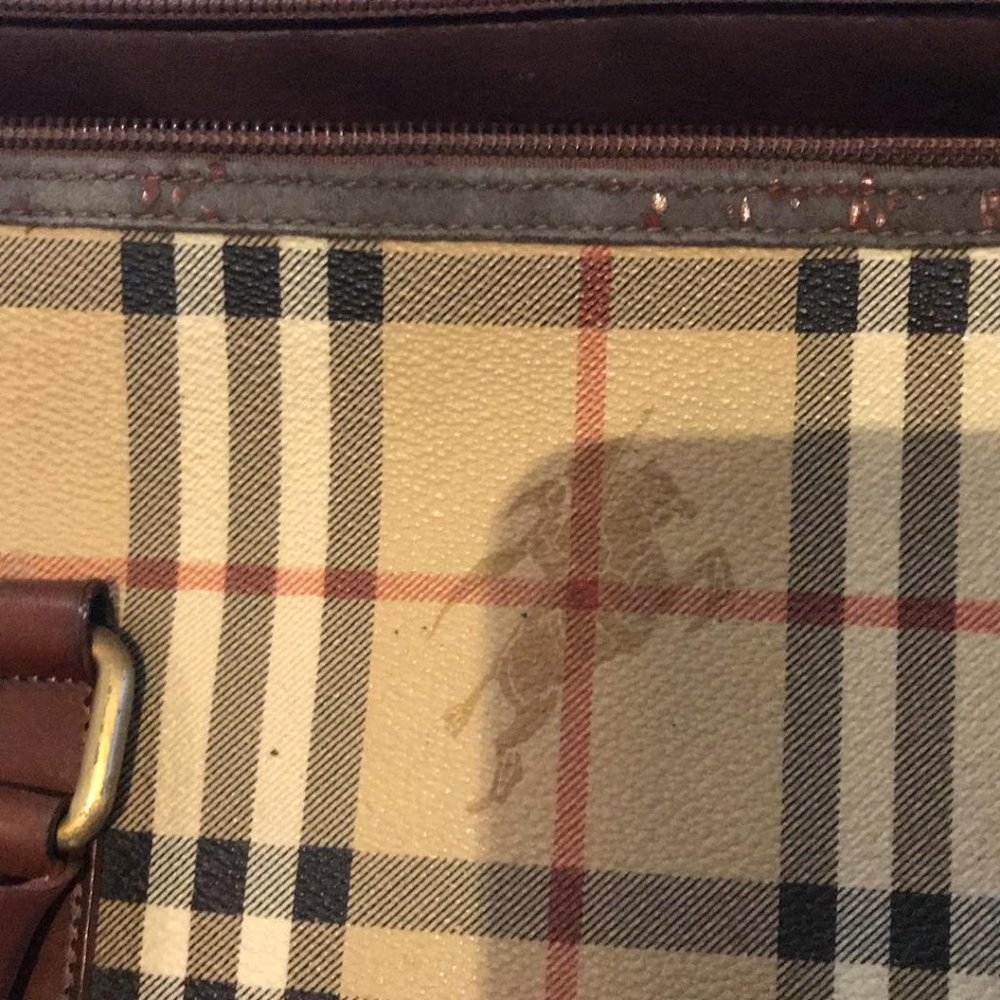Burberry purse - Picture 14 of 14